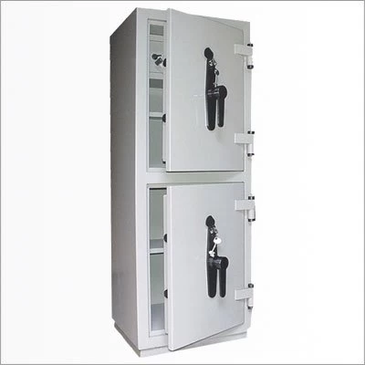 Офисный сейф Контур КЗ-223T