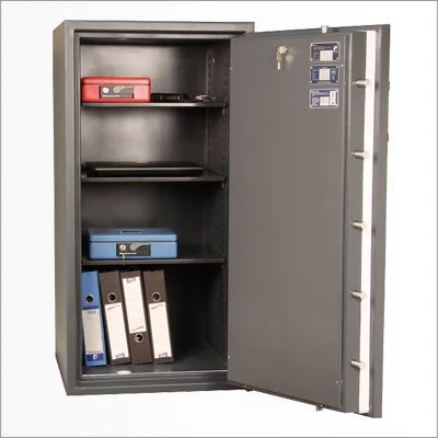 Огневзломостойкий сейф Defender Pro 151 S EL