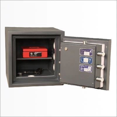Огневзломостойкий сейф Defender Pro 214D EL