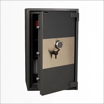 Огневзломостойкий сейф Defender Pro 235 S EL